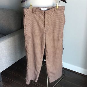 URBAN OUTFITTERS Women’s size 32 Checkered Black/Brown/Beige Cropped Trousers.